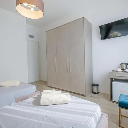 Sbs Maison d'hôtes *